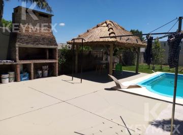Casa · 120m² · 5 Ambientes · 2 Cocheras · Casa en Venta | 4 Dorm. | Pileta| Parque | Villa Elvira - La Plata