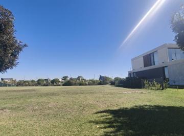 Terreno · 740m² · Lote de 739 m² en Barrio Costas – Puertos
