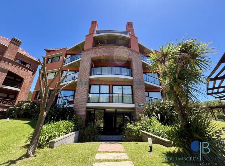 Departamento · 57m² · 3 Ambientes · 2 Cocheras