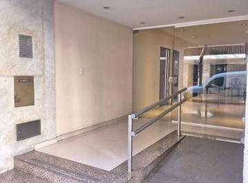 Departamento de 1 ambiente, Belgrano · Dpto 1 Ambiente Planta Baja con Patio Al Frente, Apto Profesional