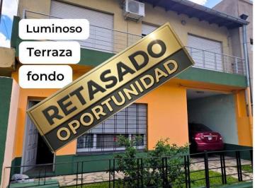 Casa · 152m² · 4 Ambientes · 2 Cocheras · Casa en Venta 3 Dorm., Baño, Toilette, Cochera, Fondo, Terraza