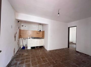 Departamento en Venta de 2 ambientes Alberdi · Venta Dpto 1dor Pb a Reciclar en Alberdi
