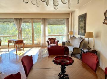 Departamento · 202m² · 6 Ambientes · 1 Cochera · Departamento 5 Dorm. en Venta en Recoleta Sobre Av del Libertador Frente a Plaza, Todo Verde.