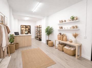 Local comercial · 30m² · Se Vende Local en Oportunidad con Potencial Comercial