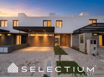 Casa · 160m² · 5 Ambientes · 2 Cocheras · Dúplex a Estrenar en Chacra del Norte | 3 Dorm., Cochera Doble y Galería con Parrilla