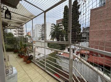 Departamento de 4 ambientes, Belgrano · Excelente 4 Ambientes con Balcon Corrido, Cochera Fija, Muy Luminoso