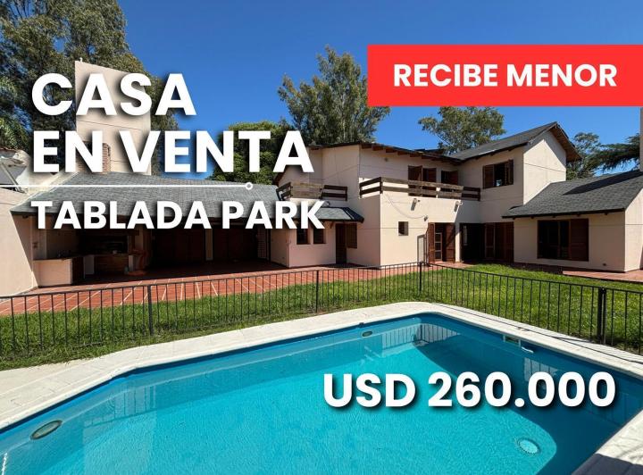 Casa · 400m² · 8 Ambientes · 1 Cochera