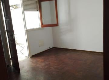 Departamento · 65m² · 3 Ambientes · PH en Alquiler - 2 Dorm. 1 Baño - La Plata