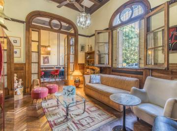 Departamento de 5 ambientes, Recoleta · Pb Atípica en Edificio Francés Antiguo
