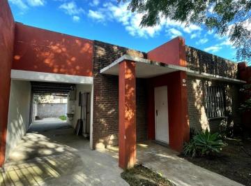 Casa · 80m² · 3 Ambientes · 2 Cocheras · Casa en Ezeiza
