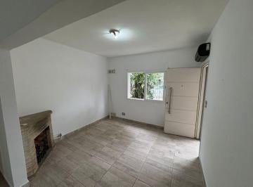 Casa de 4 ambientes, Esteban Echeverría · Venta Monte Grande Casa con 3 Dorm., Galería, Cochera Cubierta! Apta Crédito!