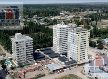 Departamento · 70m² · 3 Ambientes · 1 Cochera · Venta de Departamento 2 Dorm Costa Terra - Neuquén Capital