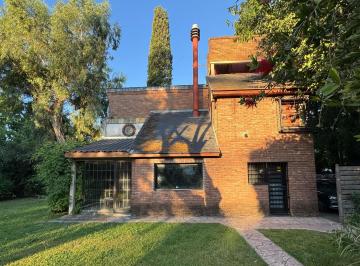 Casa de 3 ambientes, Pilar · Chalet. Barrio Parque Los Robles del Monarca