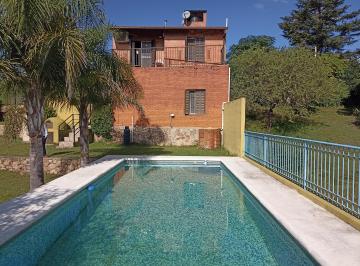 Casa de 3 ambientes, Villa Parque Siquiman · Casa en Parque Siquima con Pileta, Quincho y 3 Hab.