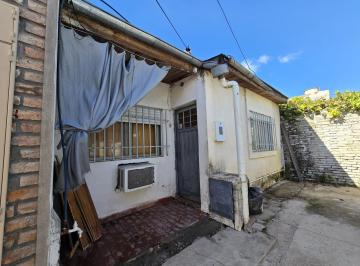 Casa · 101m² · 2 Dormitorios · Casa Interna en Mendoza Al 3700