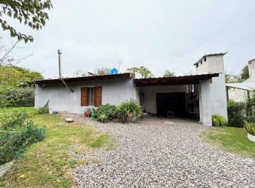 Casa de 6 ambientes, Mendiolaza · 2 Casas en Venta Lomas de Mendiolaza