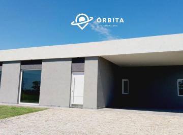 Casa · 151m² · 5 Ambientes · 2 Cocheras · Casa en Venta en Barrio San Simon, Canning