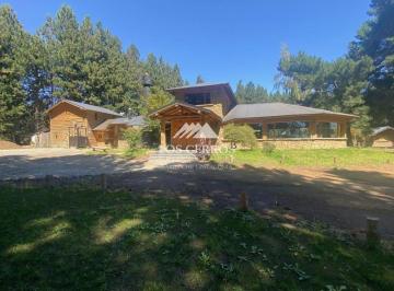 Local comercial · 450ha · Local en Alquiler en Dina Huapi de Restaurante, Salon de Eventos