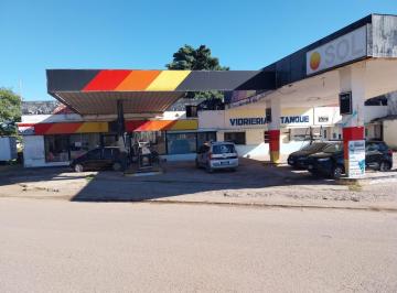 Local comercial · 421m² · 3 Ambientes · Estacion de Servicio L en Los Condores
