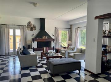 Casa · 4700m² · 9 Ambientes · Predio en Chapadmalal Compuesto de 3 Lotes