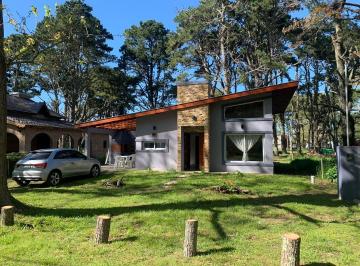Casa · 105m² · 4 Ambientes · 1 Cochera · Casa en Venta en Costa del Este, Costa Atlántica, Buenos Aires