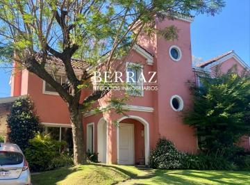 Casa · 236m² · 7 Ambientes · 2 Cocheras · Casa Venta 5 Dorm. Barrio Las Araucarias Lote de 980 m² La Lonja, Pilar