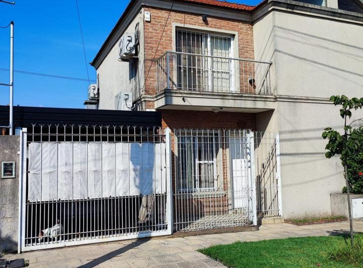 Casa · 85m² · 2 Dormitorios
