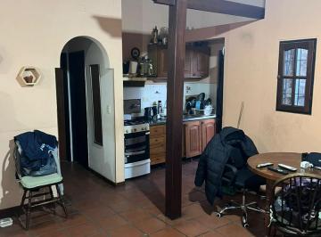 Casa · 60m² · 3 Ambientes · 1 Cochera · Casa PH Al Frente Ratti y Posta E Pardo Ituzaingo Norte