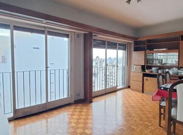 Departamento · 64m² · 3 Ambientes · Venta Departamento Tres Ambientes Luminoso Paternal