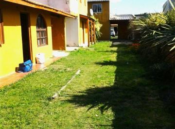 Departamento · 134m² · 7 Dormitorios · 3 Cocheras · Complejo 3 Deptos en Santa Elena