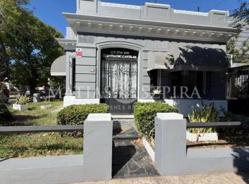 Casa · 300m² · Casa. | Carlos Casares 1200