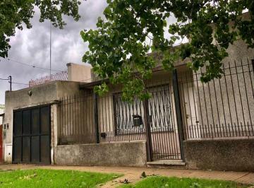 Casa de 3 ambientes, Quilmes · Casa en Venta de 3 Ambientes, Quilmes Oeste.