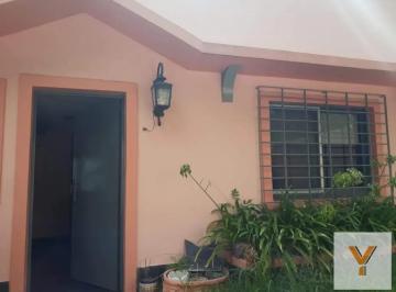 PH · 80m² · 5 Ambientes · PH en Alquiler - 3 Dorm. 1 Baño - San Isidro
