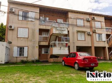 Departamento de 4 ambientes, Costa Azul · Departamento: Duhau N° 141 E/ Mendoza y San Juan - Costa Azul - C1087