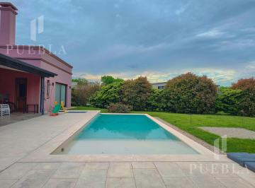 Casa · 311m² · 5 Ambientes · 4 Cocheras · Venta Casa 5 Ambientes Sobre 2 Lotes en Haras San Pablo I Gral. Rodriguez - Apto Credito