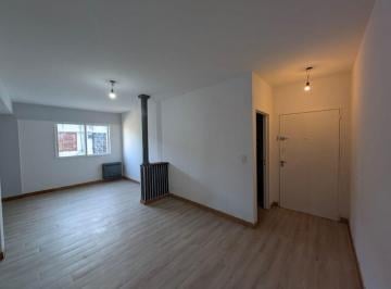 Departamento de 3 ambientes, La Matanza · Departamento de 65 m² con 2 Dorm. en Venta en Villa Luzuriaga