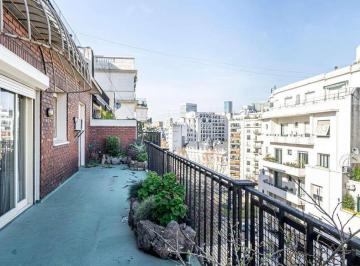 Departamento · 220ha · 5 Ambientes · 1 Cochera · Departamento en Venta en Recoleta en Dúplex 3 Dorm. con Cochera - Alvear 1400