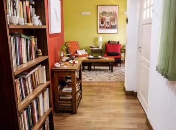 Casa · 88m² · 4 Ambientes · 1 Cochera · Viví El Aire Libre: Casa con Patio, Terraza y Quincho en Excelente Estado