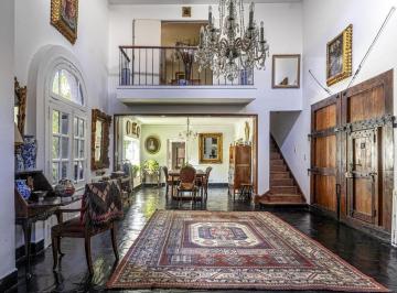 Casa · 575ha · 11 Ambientes · 2 Cocheras · Venta Casa de 5 Dorm., Cazadores, Bajo Belgrano