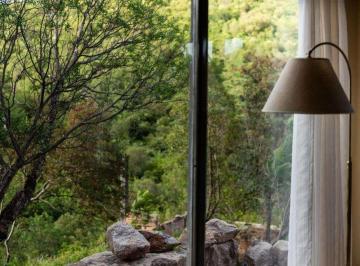 Casa · 550ha · Quinta en Reserva Natural de Unquillo con Dos Aparts, Restaurante y Dependencia