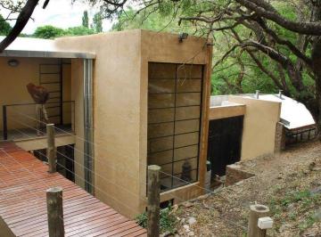 Casa · 670m² · 9 Ambientes · Casa y Cabañas en Venta a 20 Km de Merlo
