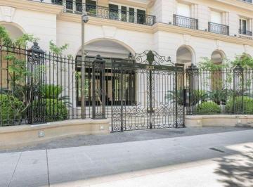 Departamento · 255ha · 4 Ambientes · 2 Cocheras · Departamento en Torre Grand Bourg, Construida por Eduardo Constantini