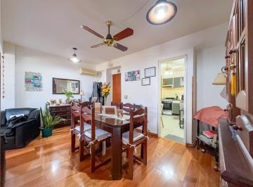 Departamento · 72m² · 5 Ambientes · 1 Cochera · Departamento 3 Dorm. en Venta, Cocina Separada, Cochera
