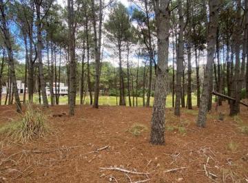 Terreno · 832m² · Lote 544 en Barrio Cerrado Villa Robles con Fondo Al Lago