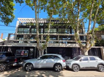 Casa de 4 ambientes, Vicente López · Ultimo Casa Triplex a Estrenar. Cochera Cubierta y Jardin con Parrilla en Vicente Lopez