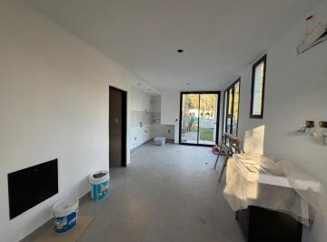 Casa · 65m² · 3 Ambientes · Duplex en Venta a Estrenar - con Gas Natural - Santa Teresita Oportunidad