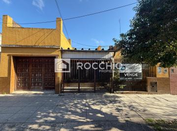 PH · 113m² · 4 Ambientes · 2 Cocheras · PH en Venta 4 Ambientes J. L Suarez