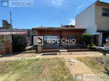 Casa · 120m² · 3 Ambientes · 1 Cochera · Casa en Venta 3 Ambientes J. L Suarez