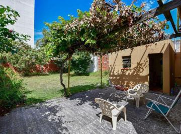 Casa · 95m² · 3 Ambientes · 1 Cochera · Casa en Venta La Plata