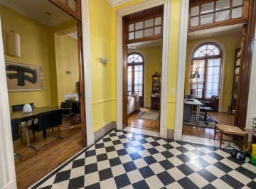 PH · 225m² · 5 Ambientes · PH - Venta - Congreso - 1° Piso por Escalera - 5 Ambientes con Entrada Independiente y Terraza